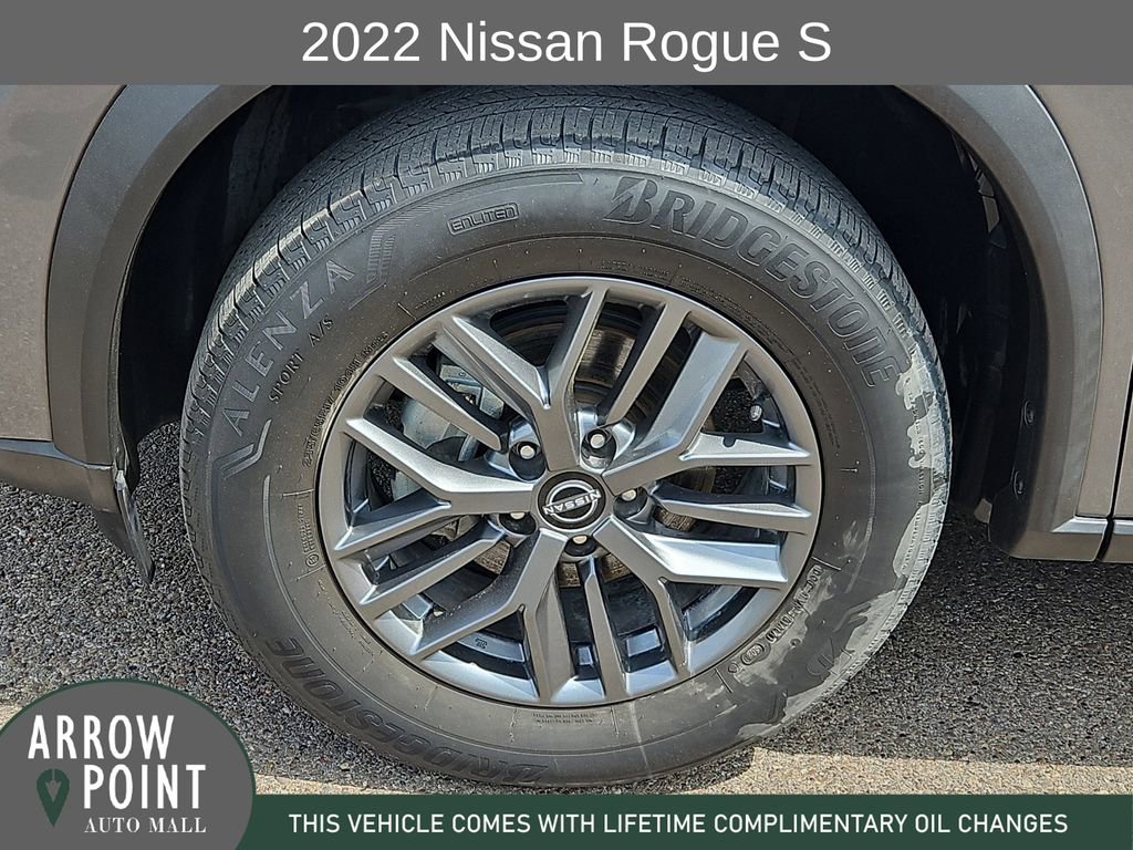 Used 2022 Nissan Rogue S FWD image 16