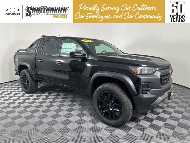 New 2025 Chevrolet Colorado Trail Boss w/ Midnight Edition