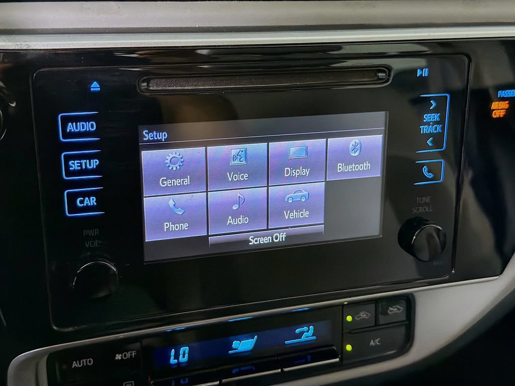 Used 2019 Toyota Corolla LE FWD image 15