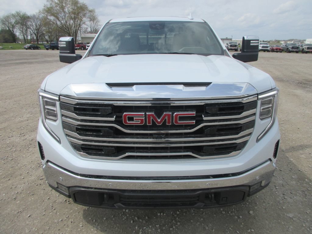 New 2026 GMC Sierra 1500 SLT AWD/4WD image 13