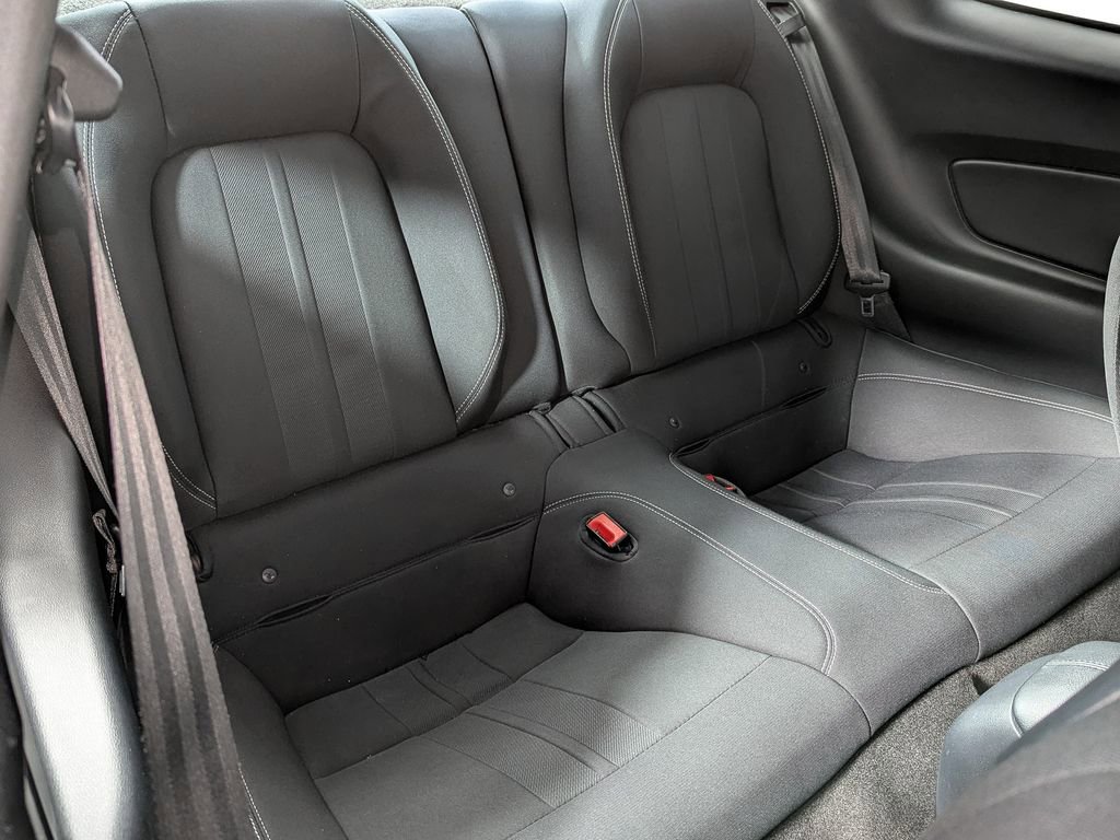 Used 2018 Ford Mustang EcoBoost image 30