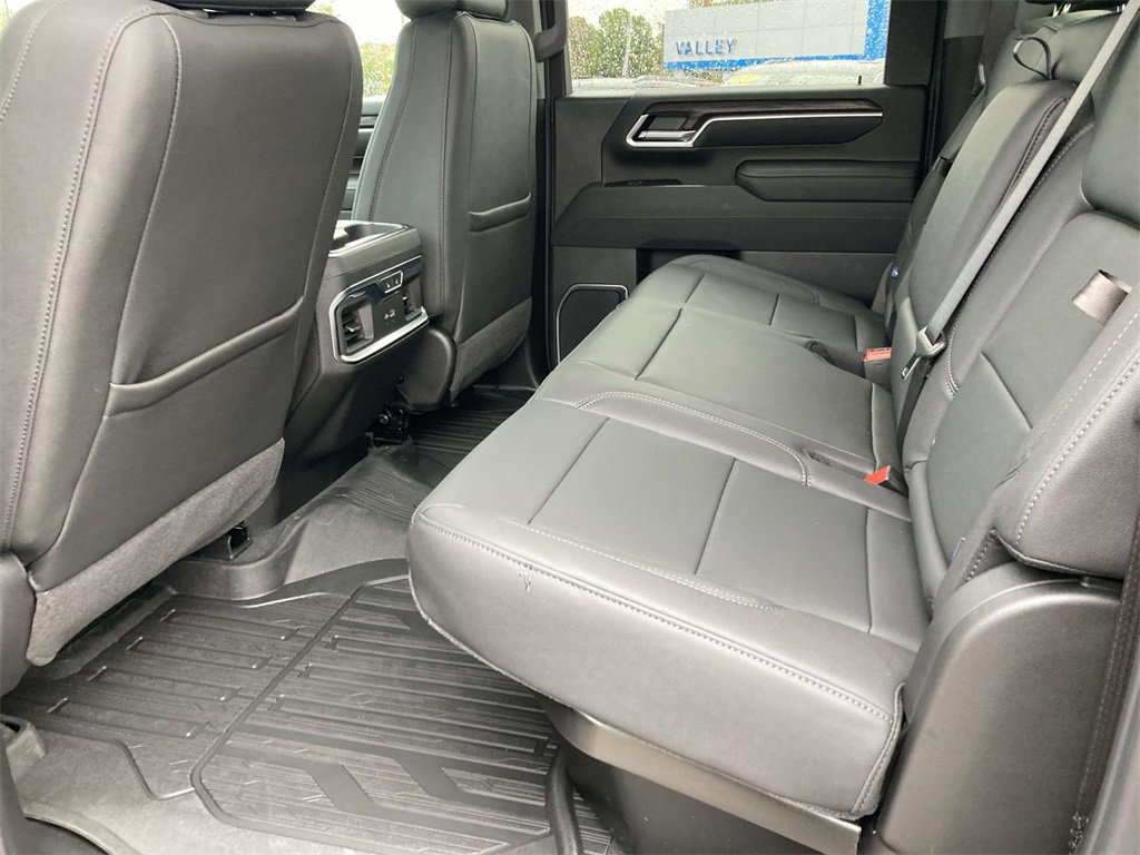 New 2026 GMC Sierra 2500 SLT w/ SLT Convenience Package image 12