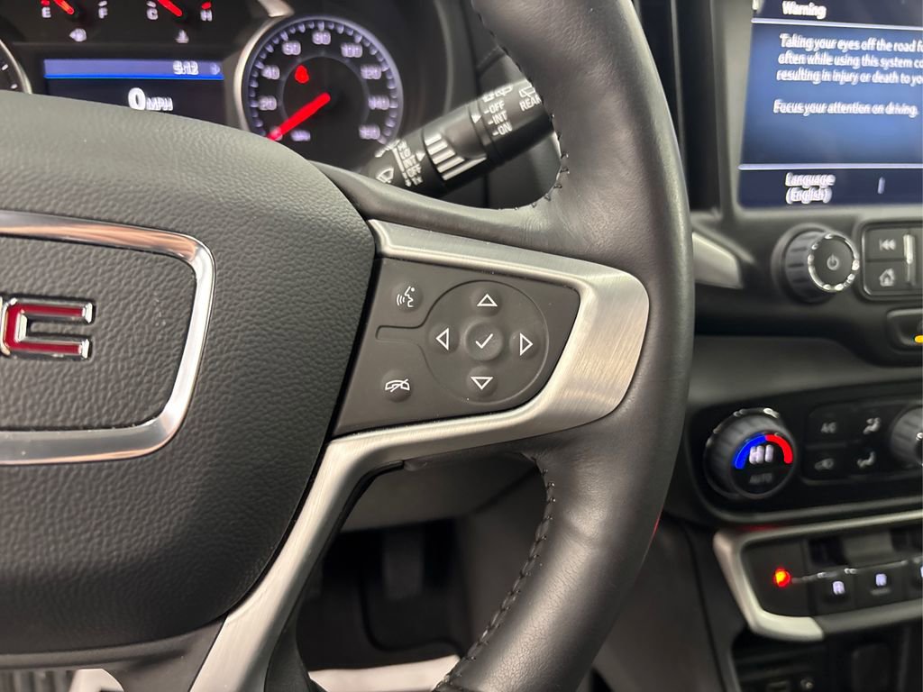 Used 2022 GMC Terrain SLT image 28