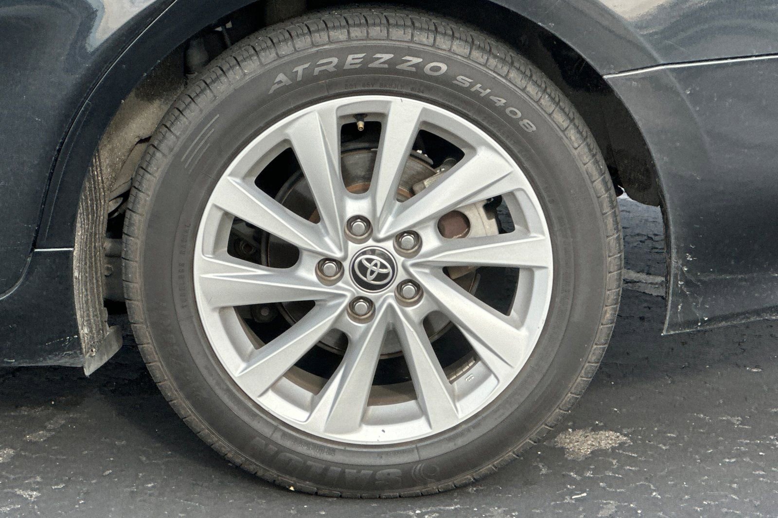 Used 2023 Toyota Camry LE image 42