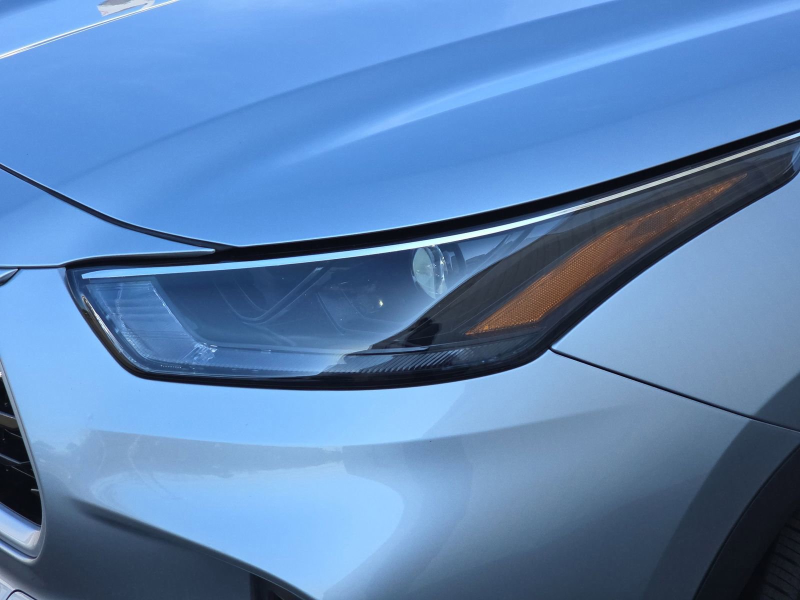 Used 2023 Toyota Highlander XLE image 41