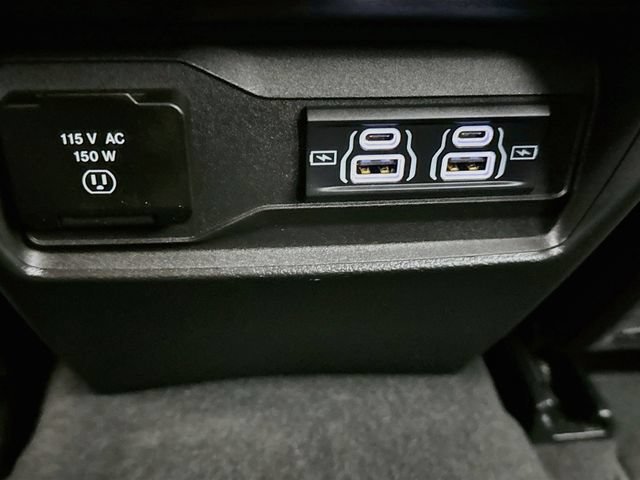 Used 2024 Jeep Grand Cherokee Altitude AWD/4WD image 29