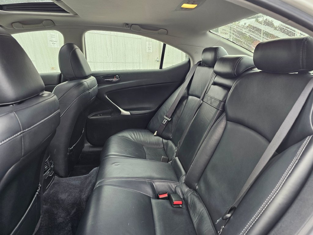 Used 2009 Lexus IS 250 RWD image 16