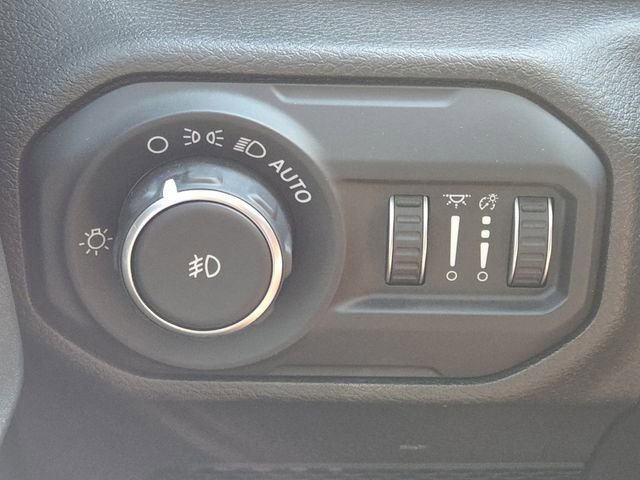 Used 2018 Jeep Wrangler Unlimited Sport S AWD/4WD image 9