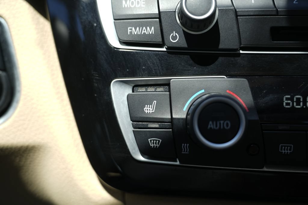 Used 2018 BMW 320i xDrive Sedan AWD/4WD image 58