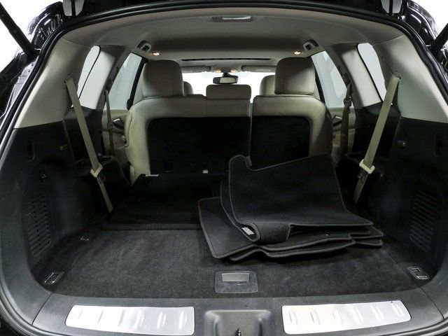 Used 2020 INFINITI QX60 Luxe w/ Essential Package FWD image 28