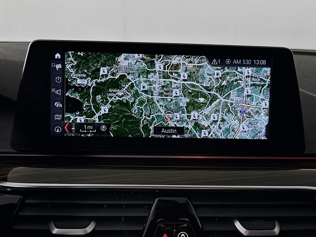 Used 2018 BMW 530e w/ Premium Package 2 RWD image 13