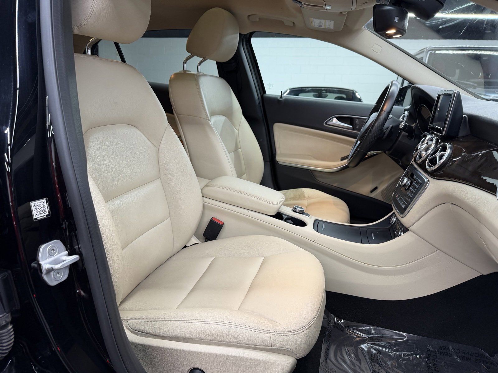 Used 2015 Mercedes-Benz GLA 250 4MATIC image 22