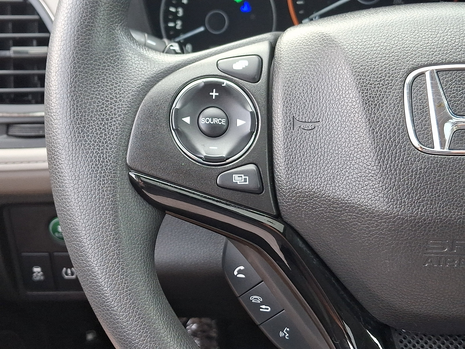 Used 2016 Honda HR-V EX image 22