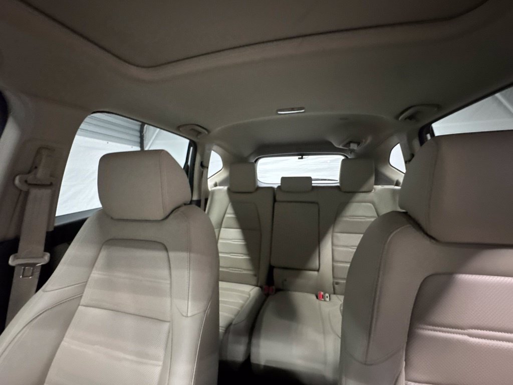 Used 2022 Honda CR-V Touring image 9