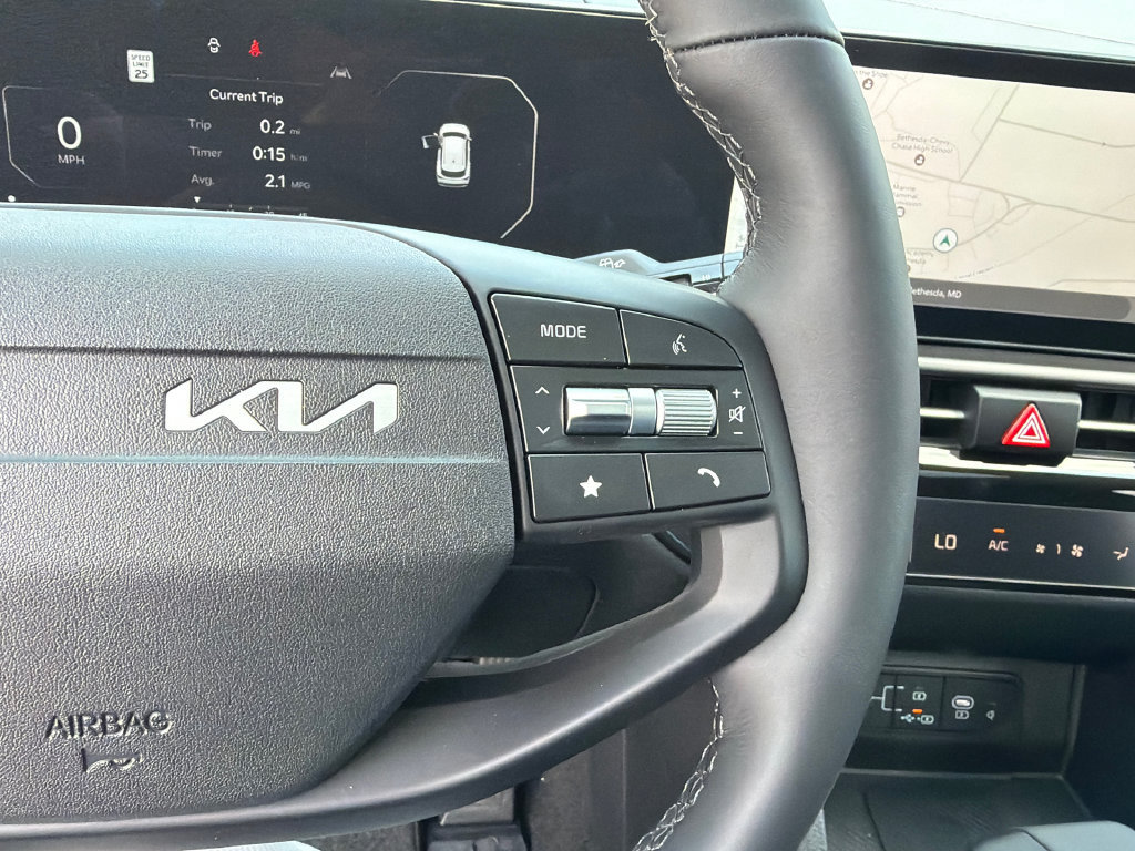 New 2026 Kia Sportage SX FWD image 25