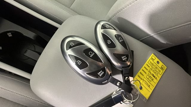 Certified 2024 Hyundai Kona SEL FWD image 20