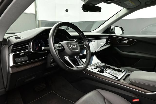 Used 2019 Audi Q8 Premium Plus w/ Premium Plus AWD/4WD image 4