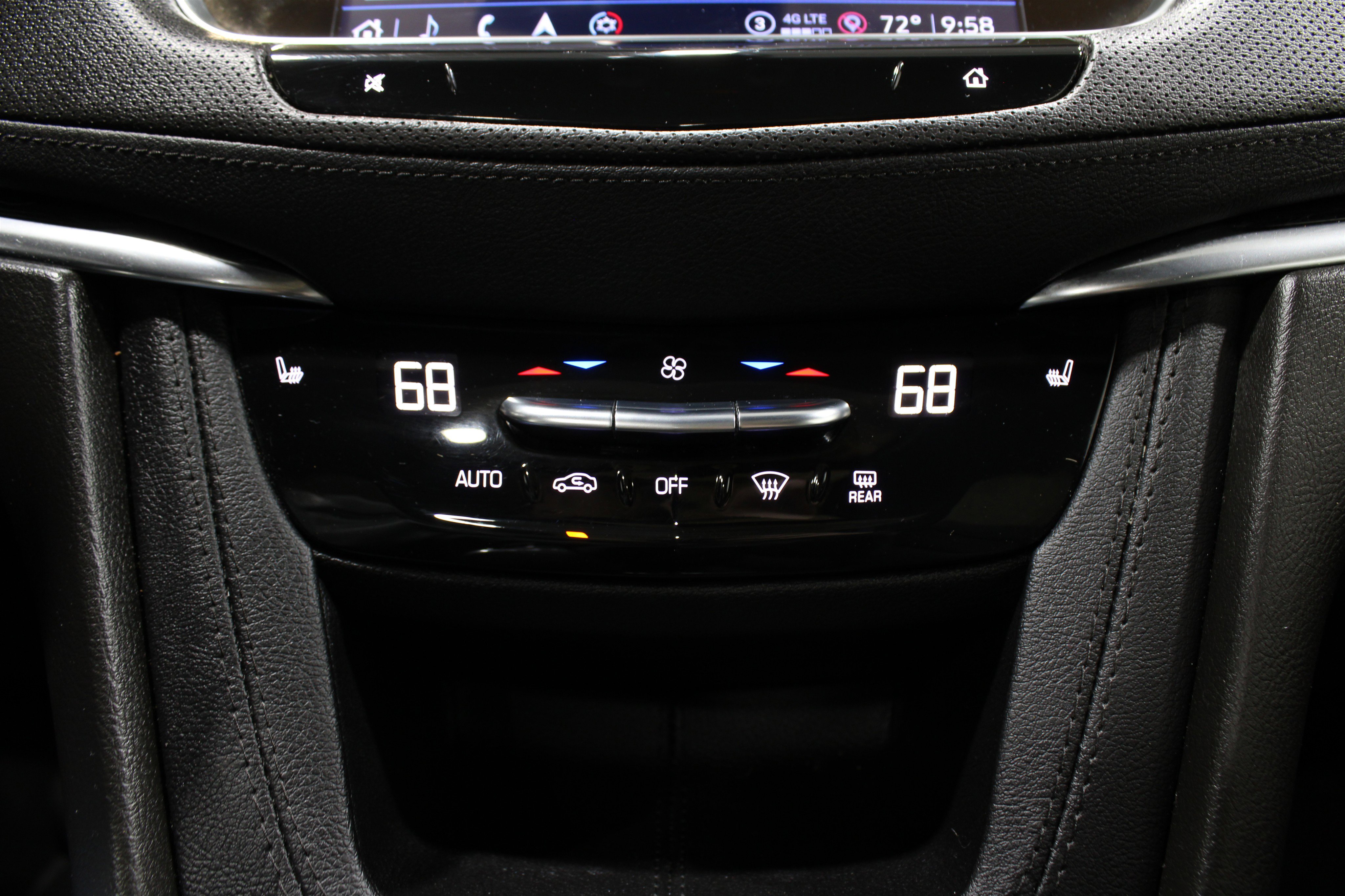 Certified 2023 Cadillac XT5 Premium Luxury image 21