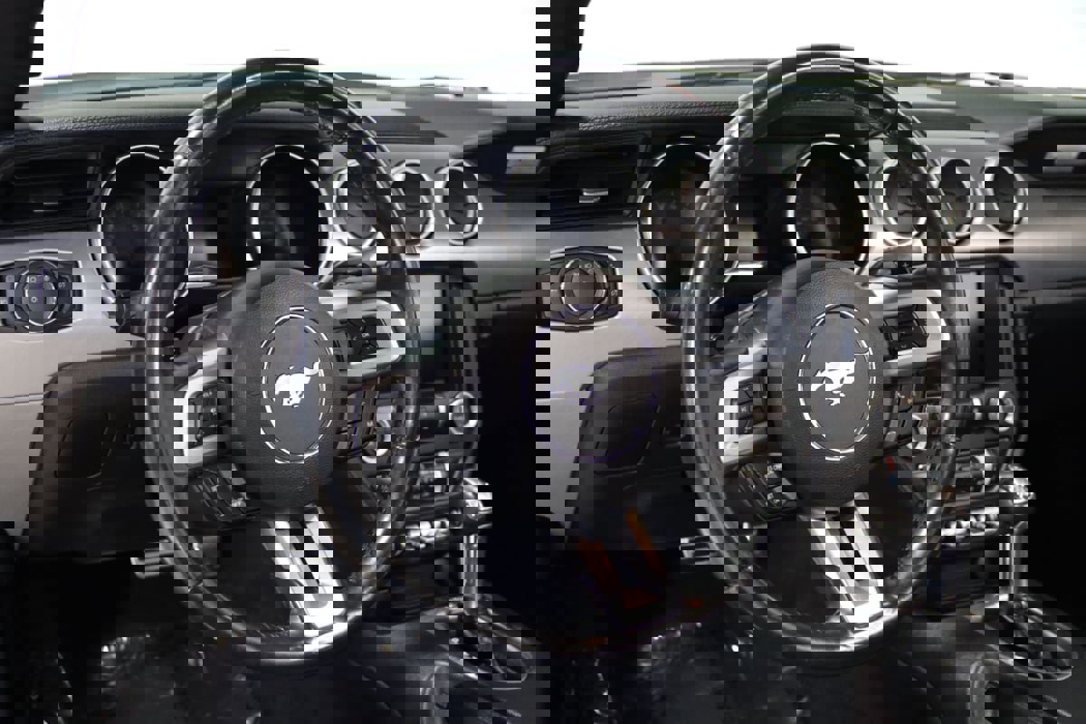 Used 2021 Ford Mustang Premium image 39