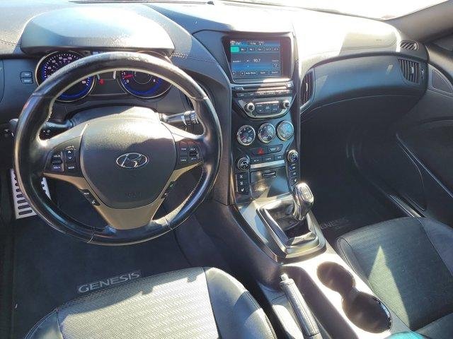 Used 2013 Hyundai Genesis 3.8 image 14
