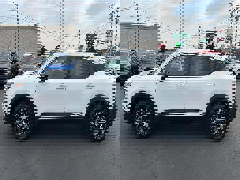 Used 2026 Nissan Kicks SV image 6