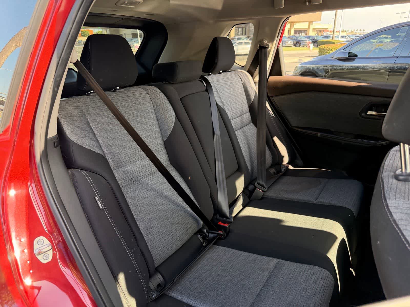 Used 2021 Nissan Rogue SV FWD image 11