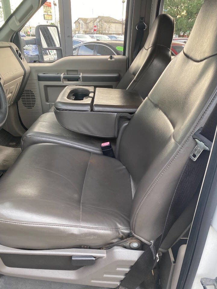 Used 2009 Ford F450 XL AWD/4WD image 24