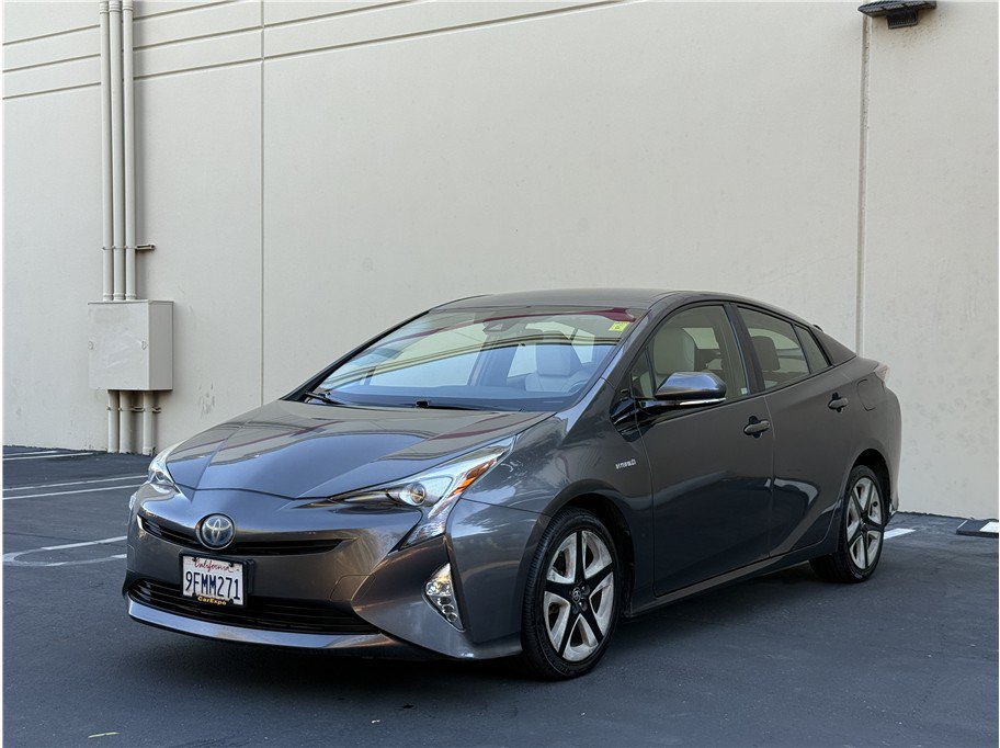 Used 2016 Toyota Prius Three Touring FWD image 23
