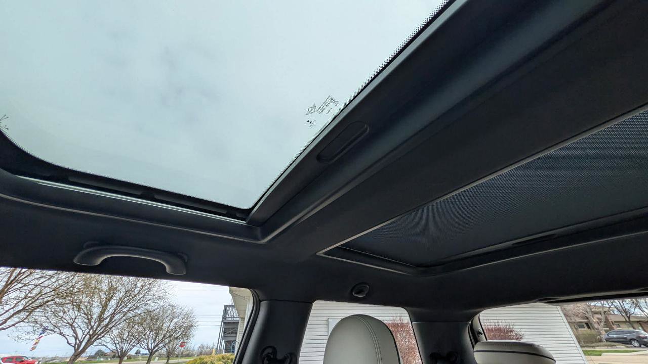 Used 2020 MINI Cooper SE image 17