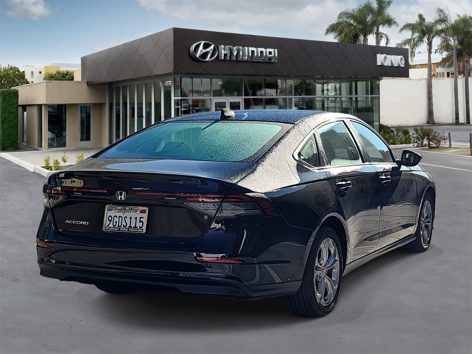 Used 2023 Honda Accord LX image 3