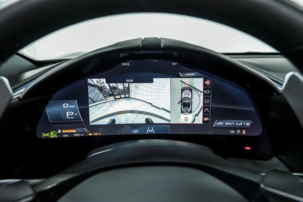 Used 2024 Ferrari Roma Spider RWD image 16