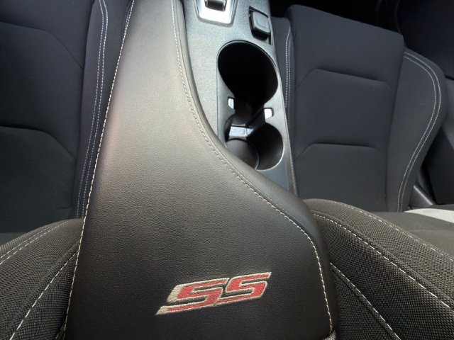 Certified 2022 Chevrolet Camaro SS RWD image 24