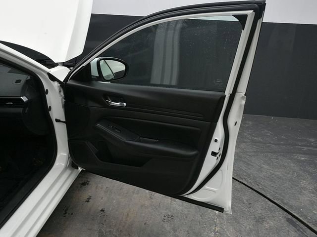 Used 2021 Nissan Altima 2.5 S image 12