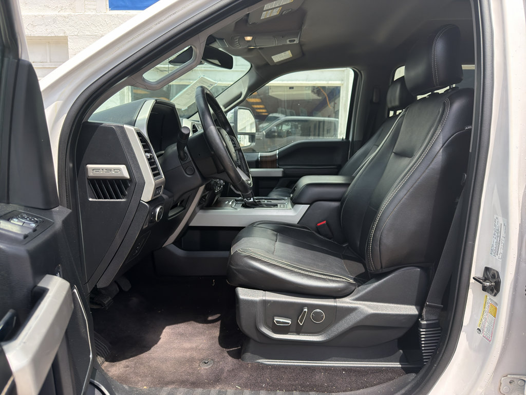 Used 2017 Ford F150 Lariat w/ Equipment Group 502A Luxury AWD/4WD image 10