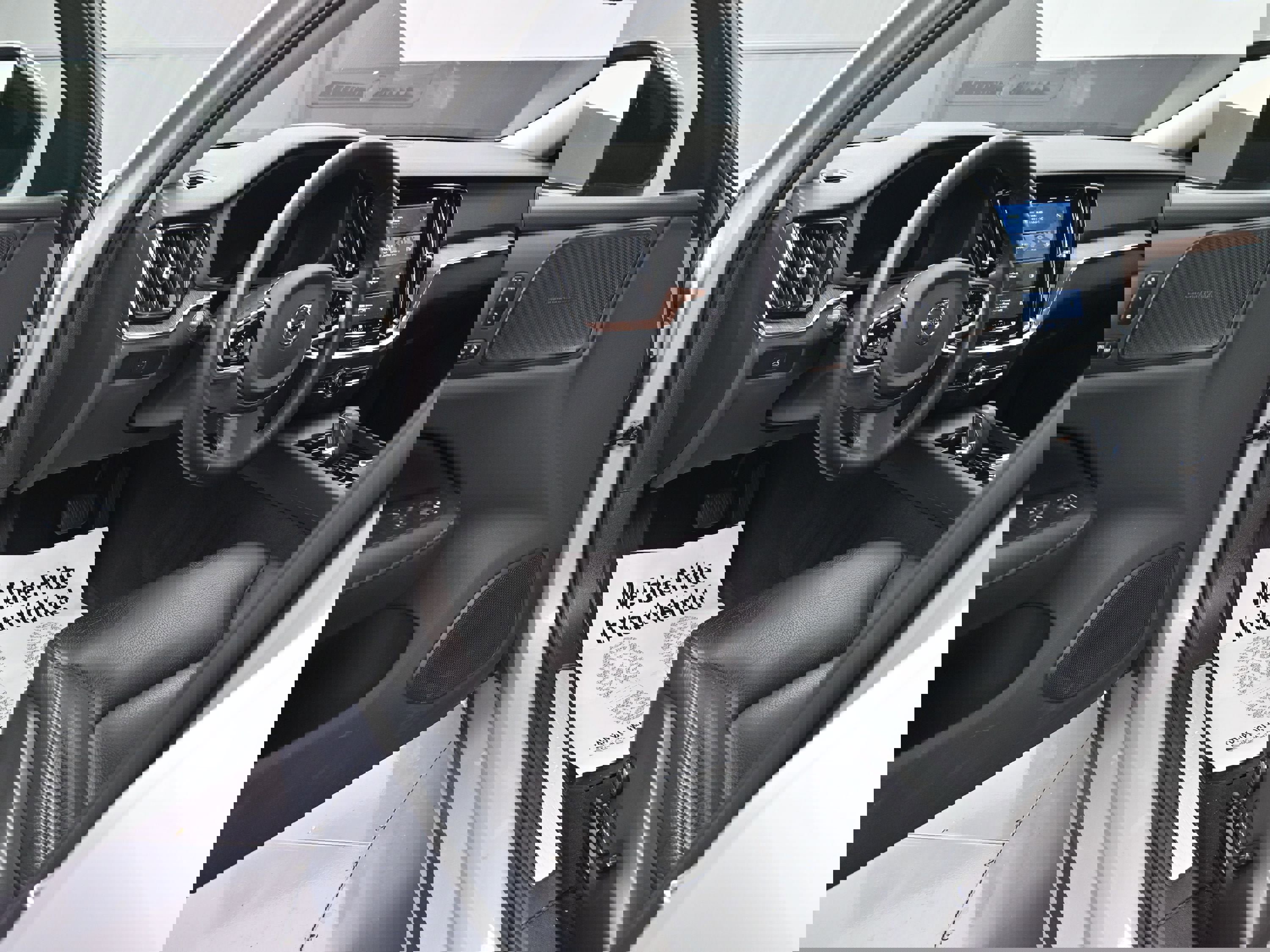 Used 2023 Volvo S60 B5 Plus w/ Climate Package image 9