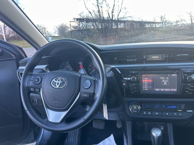Used 2014 Toyota Corolla S image 16