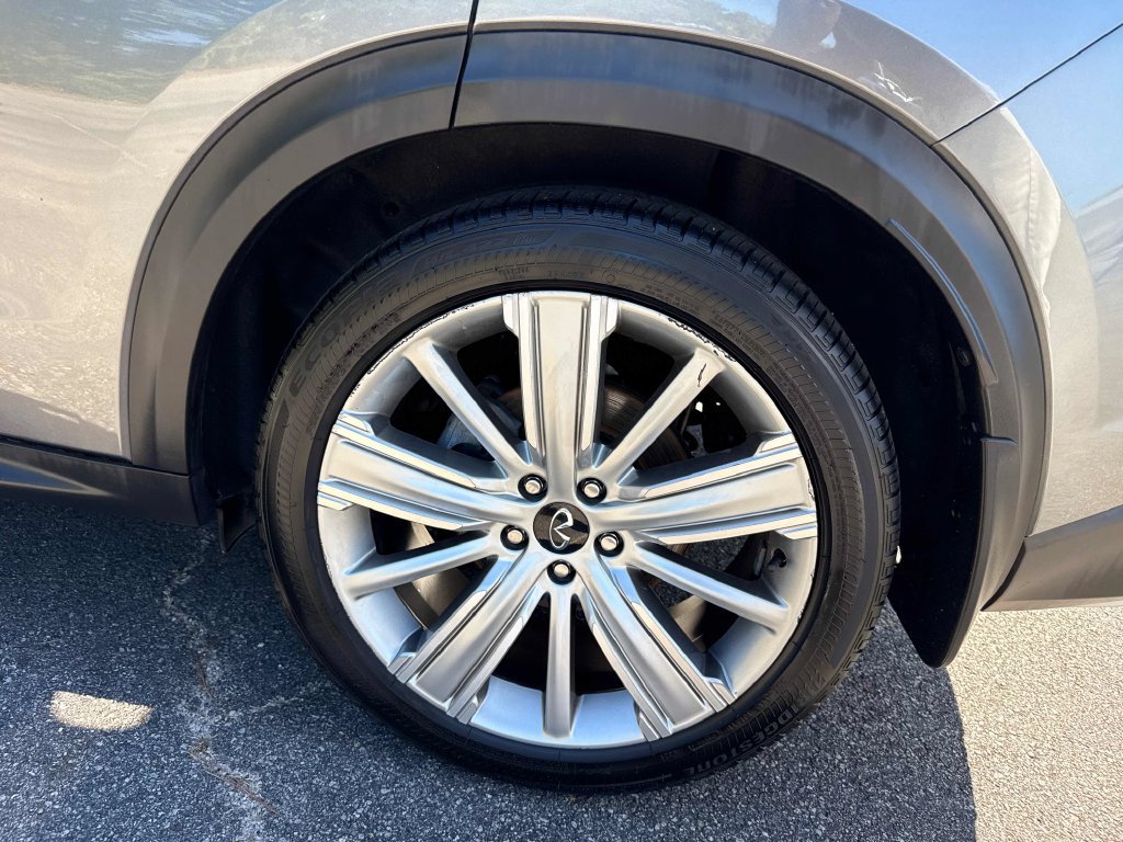 Used 2020 INFINITI QX50 Sensory w/ Climate Package FWD image 32