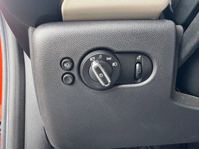 Used 2019 MINI Cooper S image 15