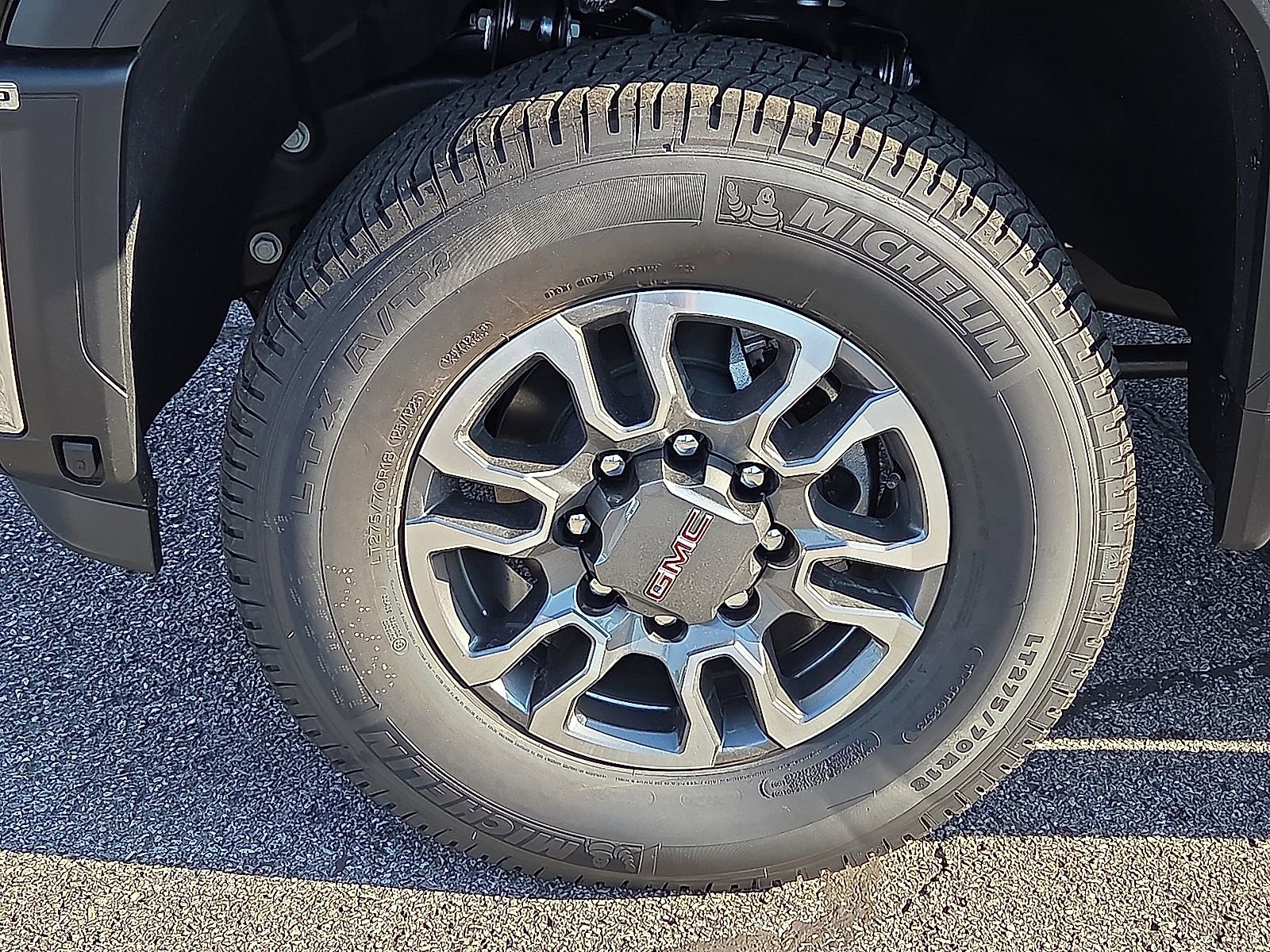 Used 2025 GMC Sierra 2500 SLT w/ SLT Convenience Package image 7