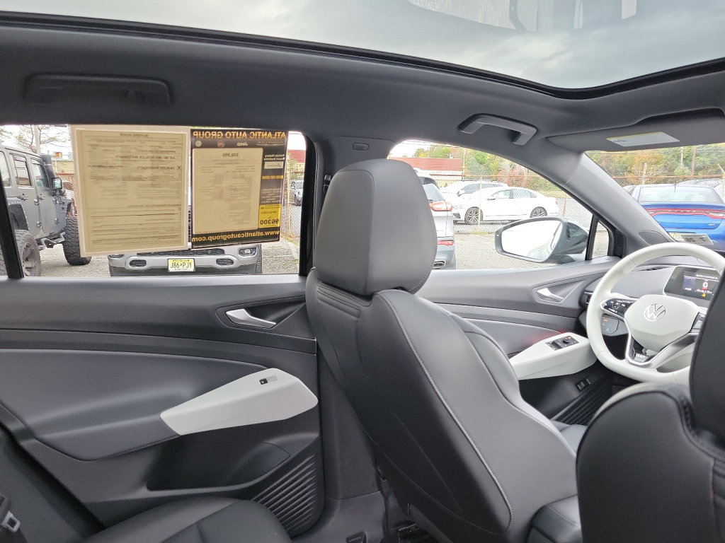 Used 2021 Volkswagen ID.4 1st Edition image 13