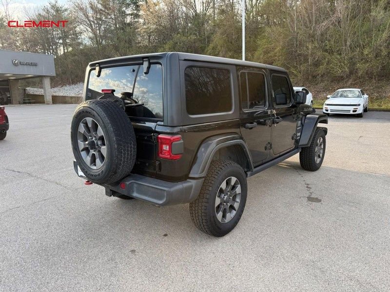 Used 2018 Jeep Wrangler Unlimited Sahara w/ LED Lighting Group image 8