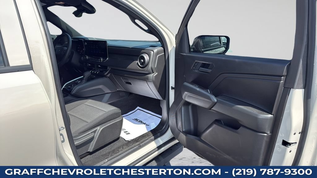 Used 2026 Chevrolet Colorado Trail Boss AWD/4WD image 23