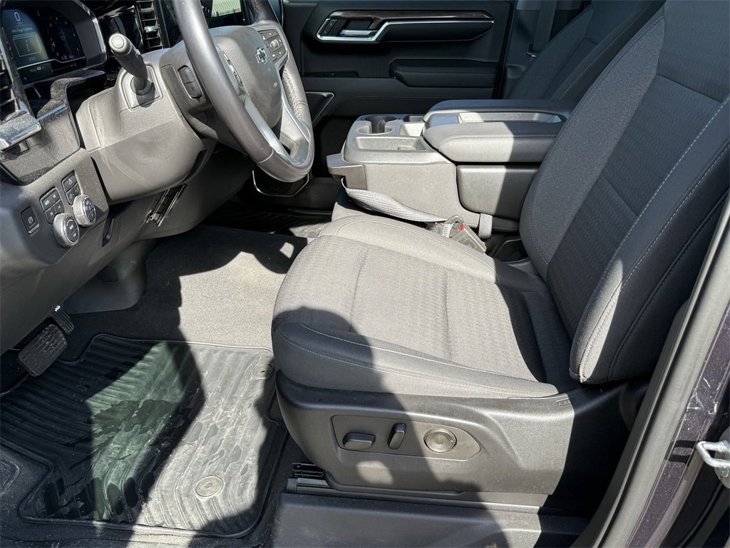 Used 2022 Chevrolet Silverado 1500 RST w/ Z71 Off-Road Package image 12