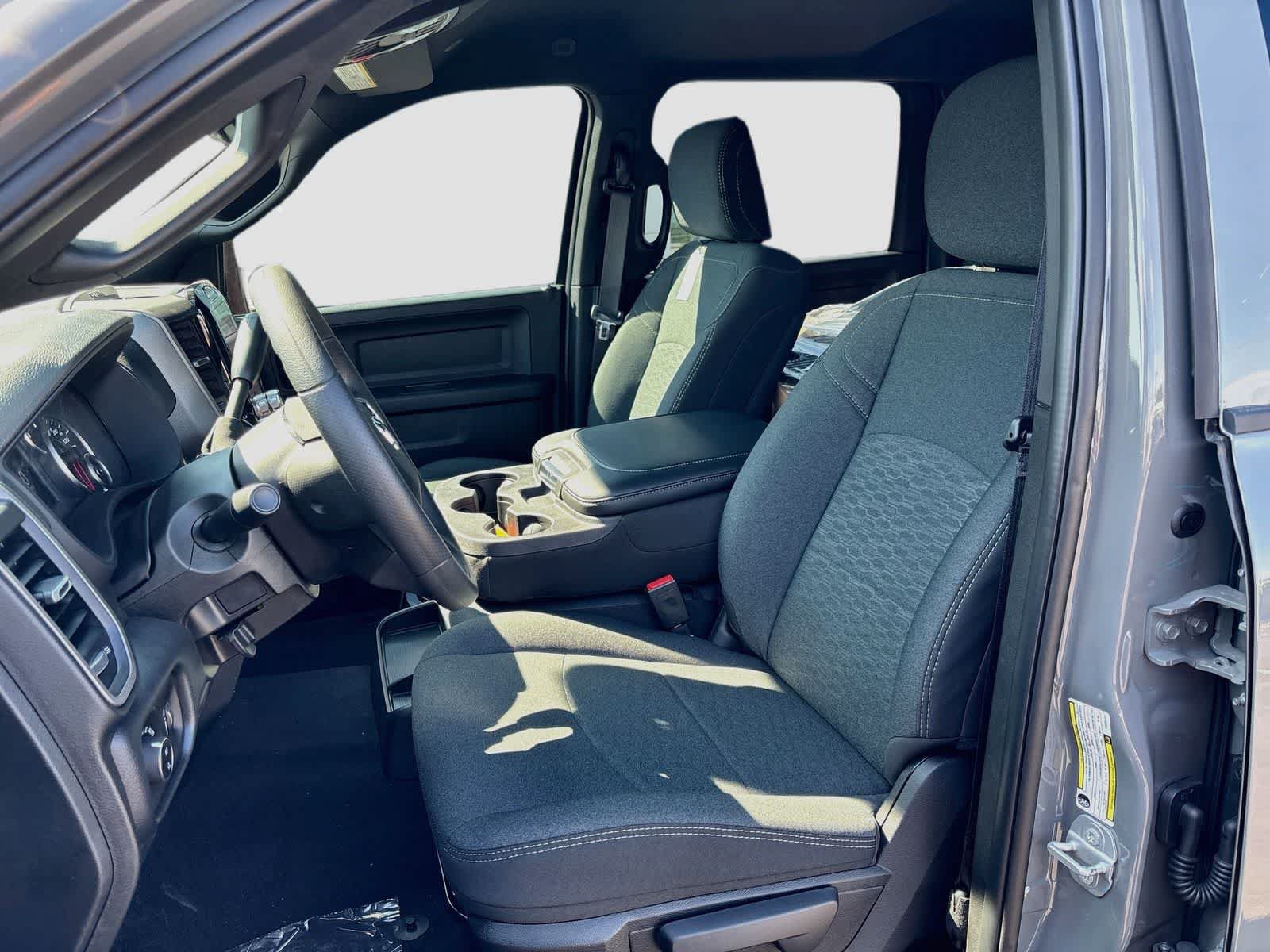 New 2026 RAM 2500 Warlock AWD/4WD image 21