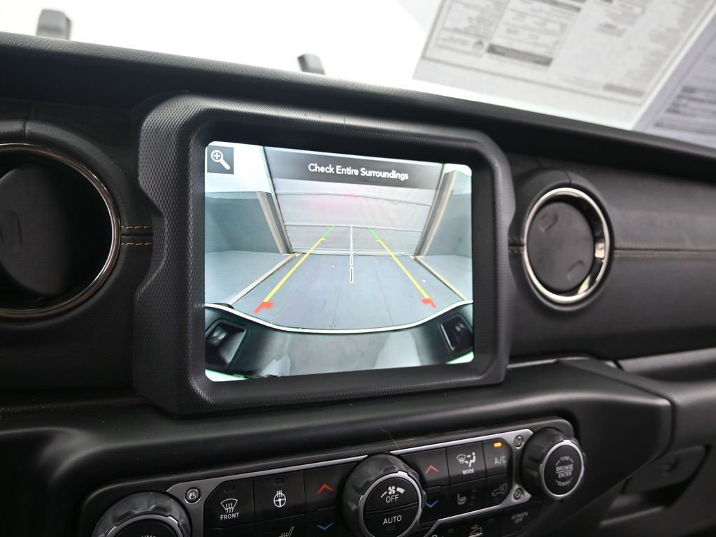 Used 2023 Jeep Gladiator Overland image 33