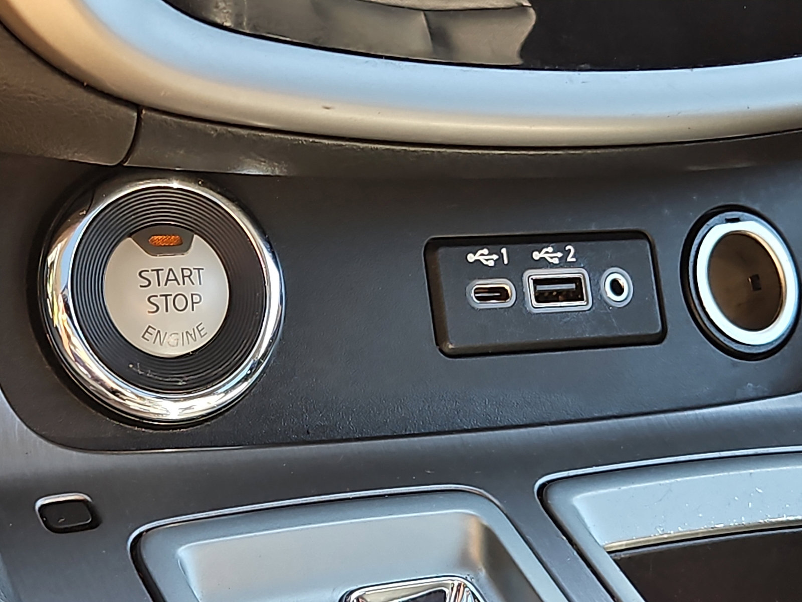 Certified 2020 Nissan Murano SL w/ Moonroof Package AWD/4WD image 22