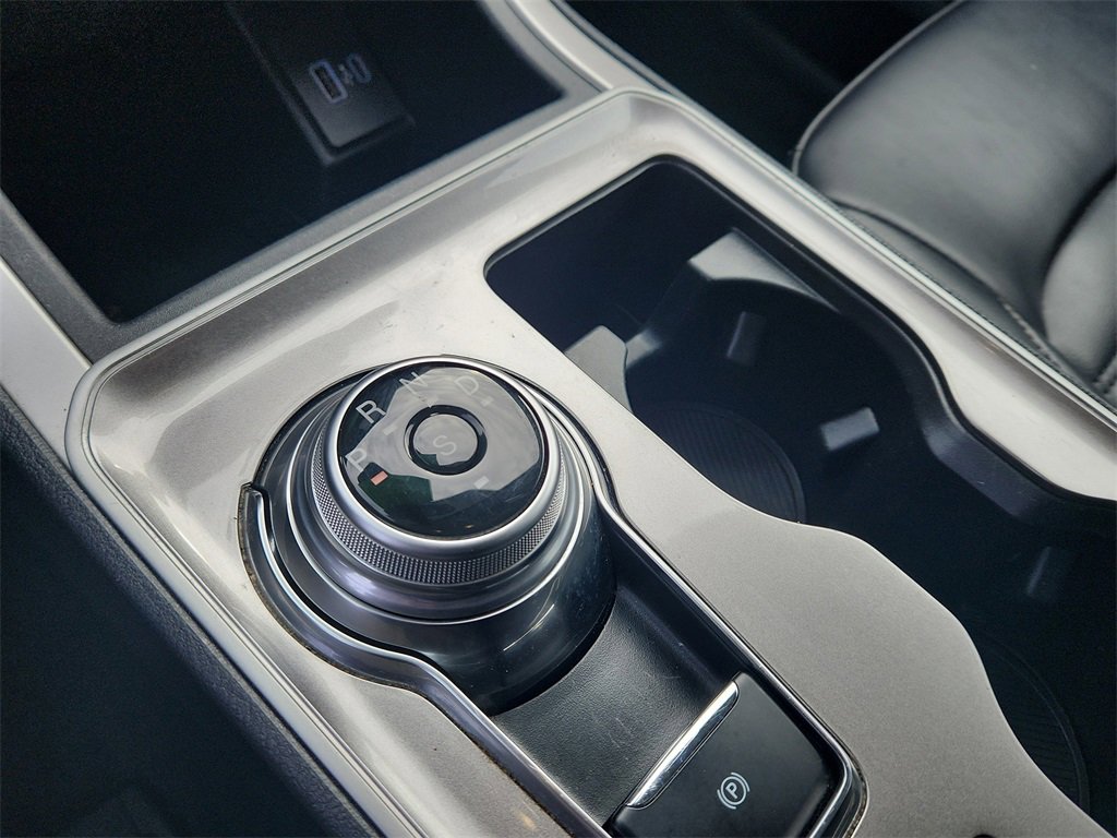 Used 2024 Ford Edge SEL w/ Convenience Package image 24