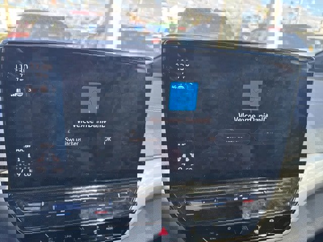 Used 2023 Volkswagen ID.4 Pro S Plus image 21