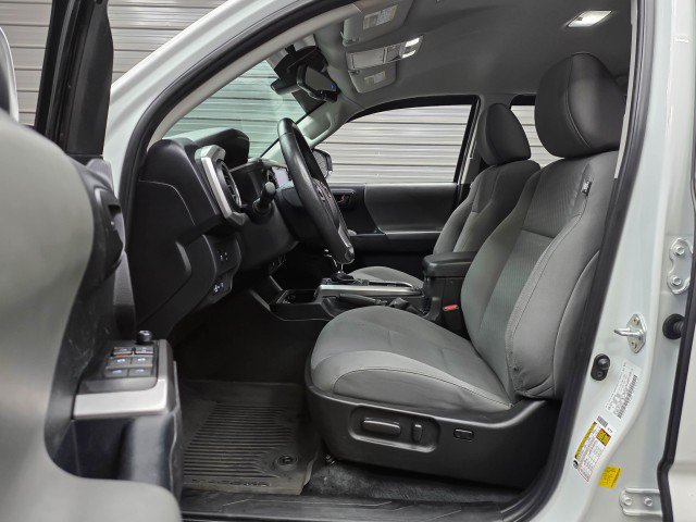 Used 2023 Toyota Tacoma SR5 AWD/4WD image 16