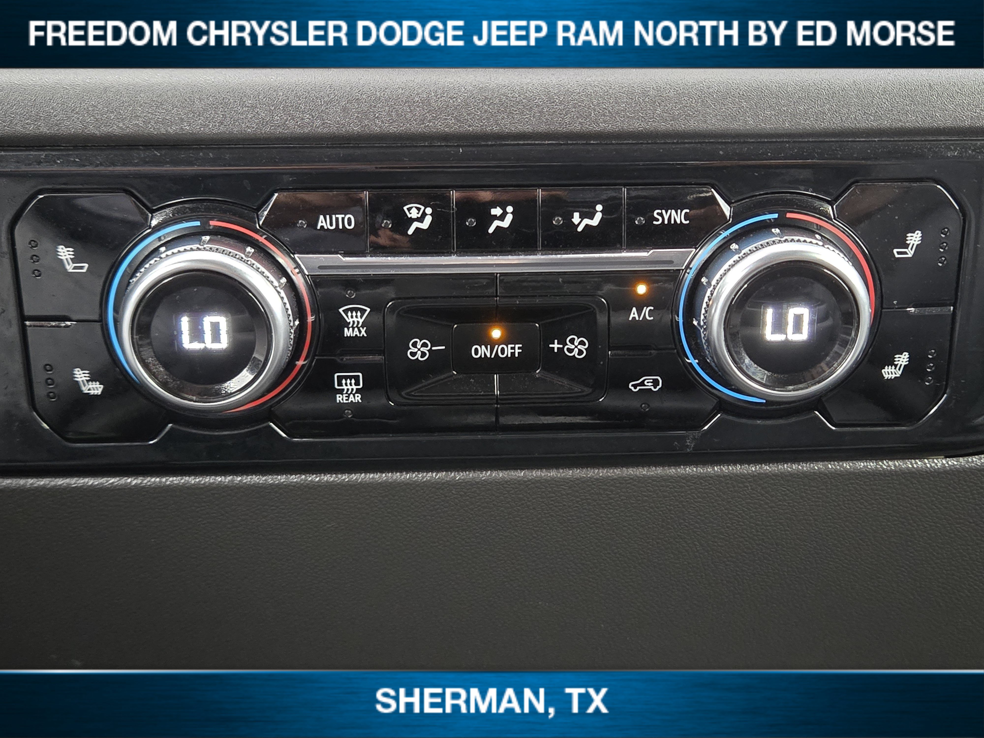 Used 2025 GMC Sierra 1500 SLT AWD/4WD image 13